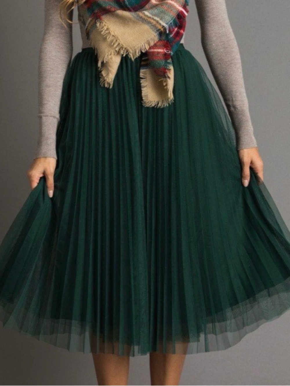 Morning Lavender Women's Forest Green Pleated Tulle Midi Skirt